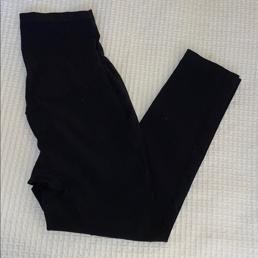 The perfect black maternity pant